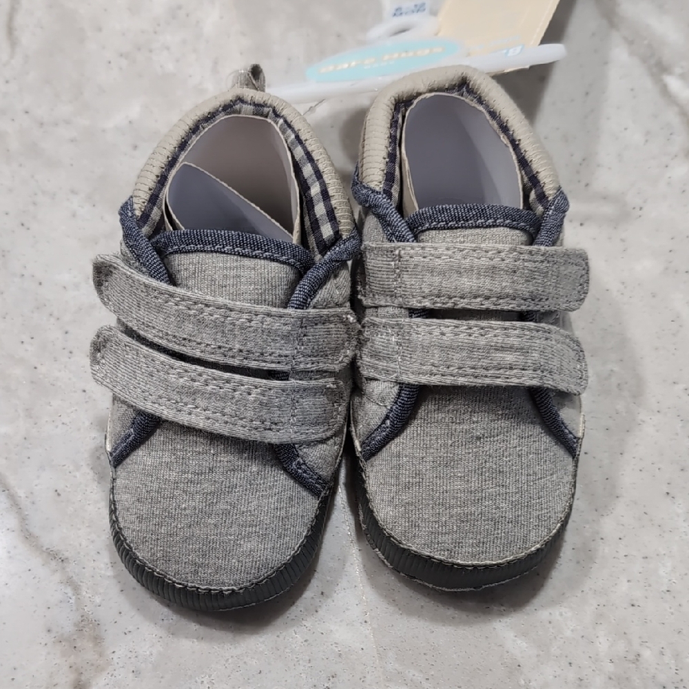 NWT Bare Hugs Baby Shoes